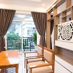 Amora Hotel & Apartment
