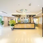Golden Star Hotel By Thg