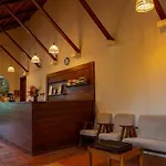 Daisy Resort & Spa