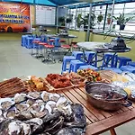 Hoa Sua Hotel