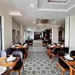 Tom Hill Boutique Resort & Spa