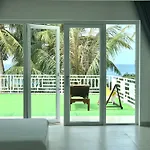 Larina Beach House