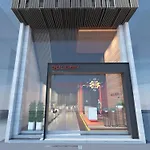 Golden Hotel