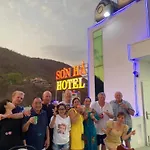 Son Ha Hotel