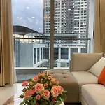 Vinhomes Lux Stay