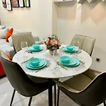 Vinhomes Lux Stay