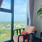 Rosie Hillside Seaview Phu Quoc Apartment