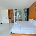 Cen Hotel