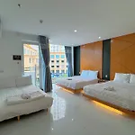 Cen Hotel