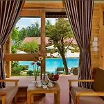Azura Resort