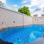 Villa Duc Hoang Bida Va Phong Karaoke Rieng Thoai Mai