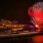 Seaside Fireworks Apartment Free Gym & Pool