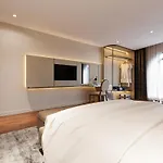 Khách sạn Silk Queen Grand