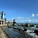 Khách sạn Tuyết Hiển