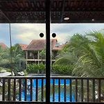 Golden Topaz Phu Quoc Resort