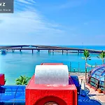 Hanz Lagoon Sunset Escape