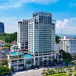 Wyndham Legend Halong