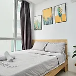 Oasky Son Thinh Apartment Homestay - Tina