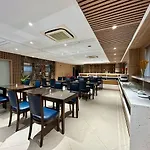 Starlet Hotel