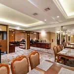 Bora Hotel