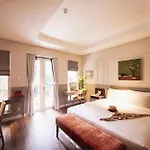 Au Lac Boutique Hotel