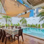 Ocean House - Di Bo 100 Met Ra Bien Bai Sau Thuy Van