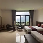 Song Nhi Sapa Hotel