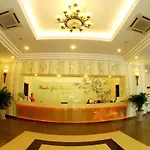 Bamboo Green Central Hotel