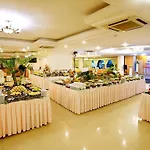 Bamboo Green Central Hotel