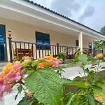 Lam Bungalow Resort & Spa