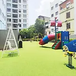 Botanica Premier - Apartment With Swimming Pool, Near The Airport