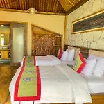 Chapa Ecolodge
