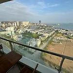 Bay View Halong Homestay Panoramic Bay View Luxury Apartment