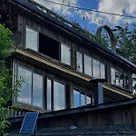 Ta Phin Cottage