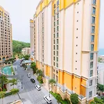 Oscar Seaview Apartment