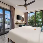 Sea Lavie Boutique Resort & Spa