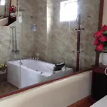 Viet Village Hotel