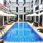 Vinh Hung 2 City Hotel