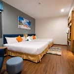 Tom Hill Boutique Resort & Spa