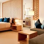Khách Sạn CWD