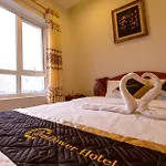 Sunflower Hotel