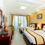 Sunny Hotel Nha Trang