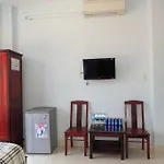 Quang Nhat Hotel
