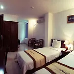 Amanda Hotel