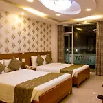 Modern Sky Hotel