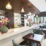 Sen Boutique Hotel