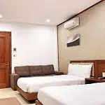 Aris Beach Apartment & Hotel