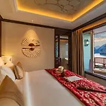 Heritage Line - Ylang Cruise