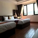 Mai Vang Hotel
