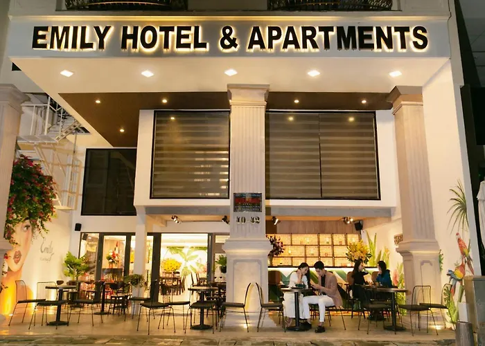 Emily Hotel & Apartment